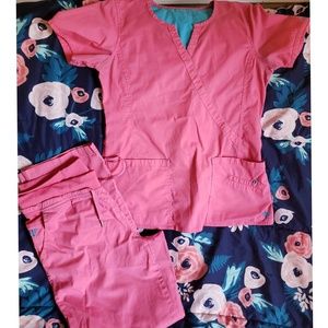 Pink Med Coture scrubs *FINAL PRICE* no offers